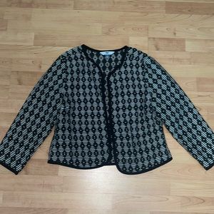 Old navy black and white jacket, size large